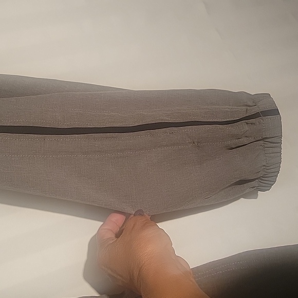 CG Habitats Men's Gray Jogger Pants With Drawstring & Zippered Pockets, Size: 30 - Picture 5 of 13